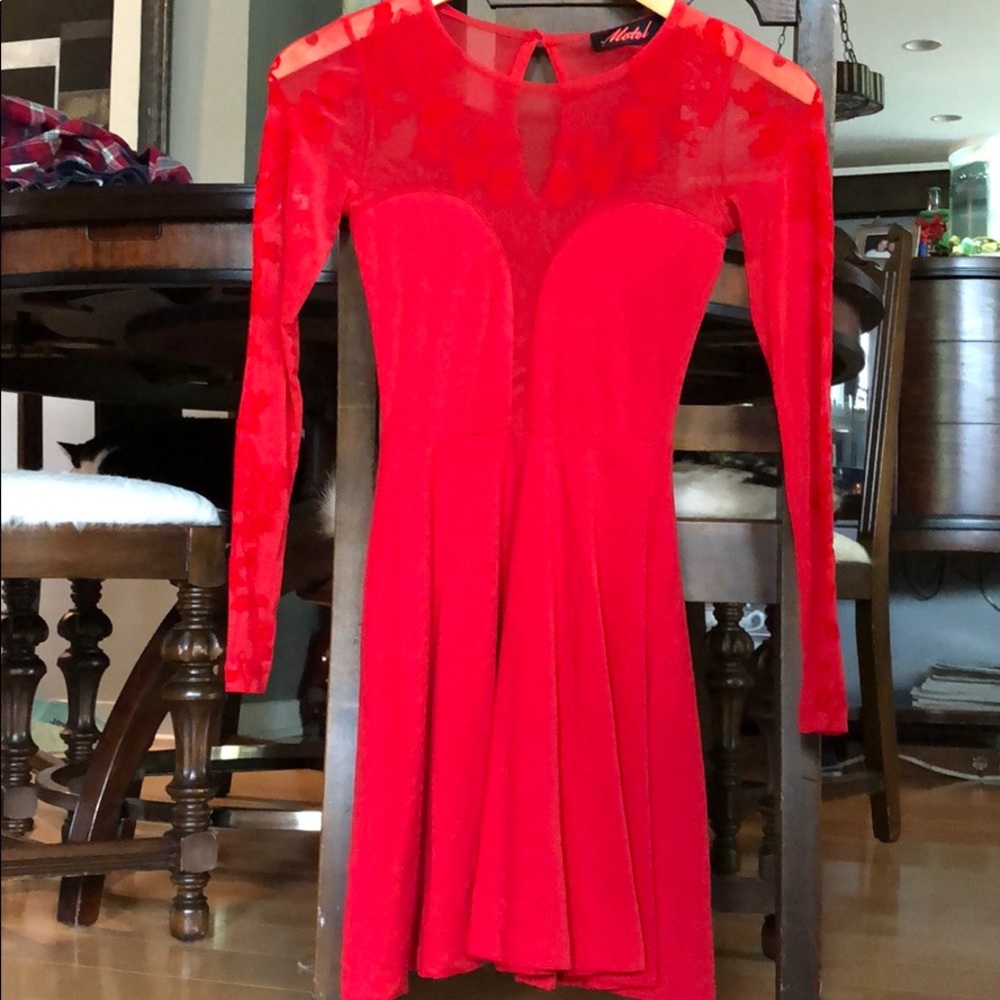 🚨 Red Long Sleeve Motel Dress 🚨